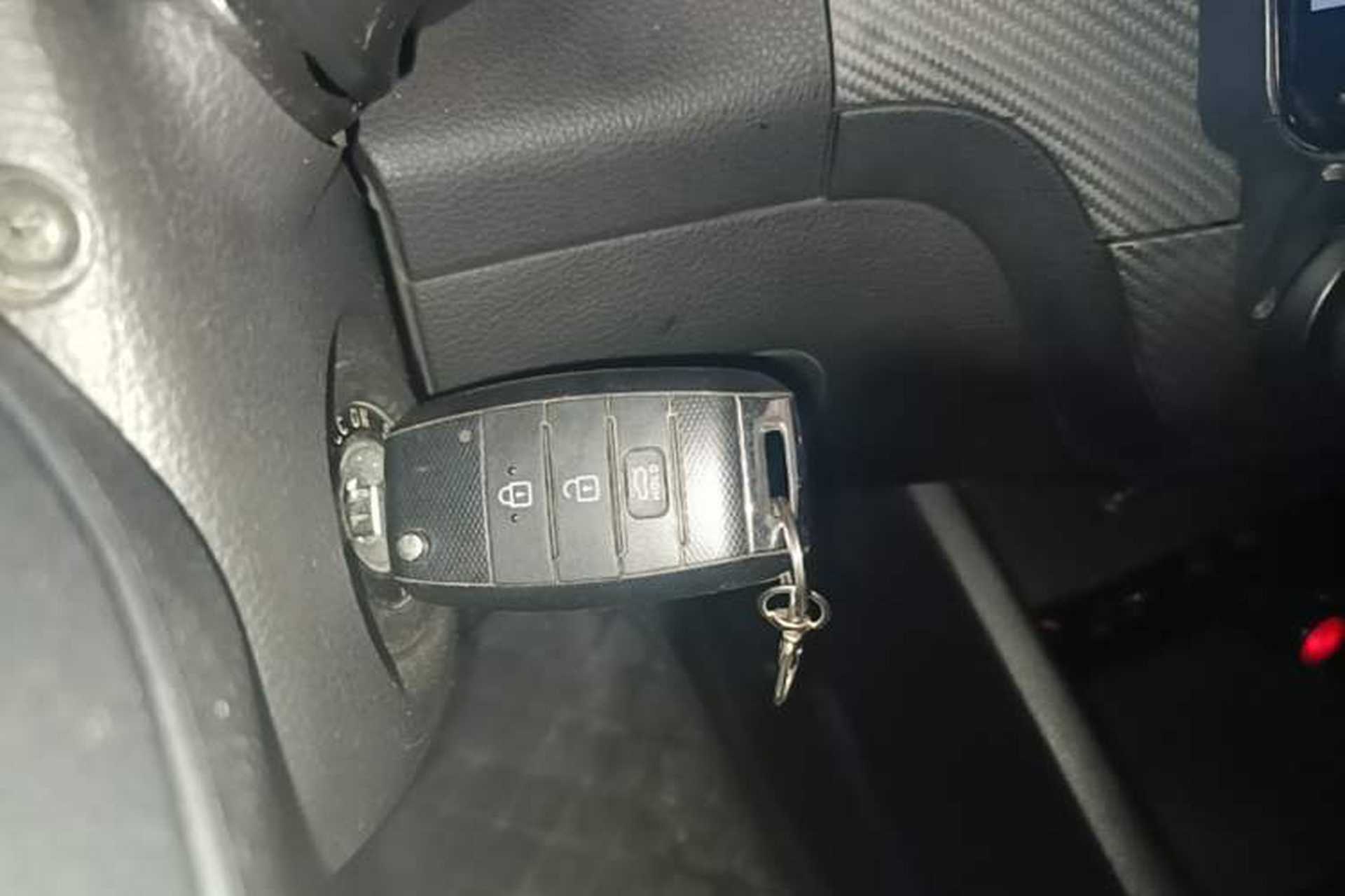 Used Kia K3 2016 1.6L Manual GLS Interior 1