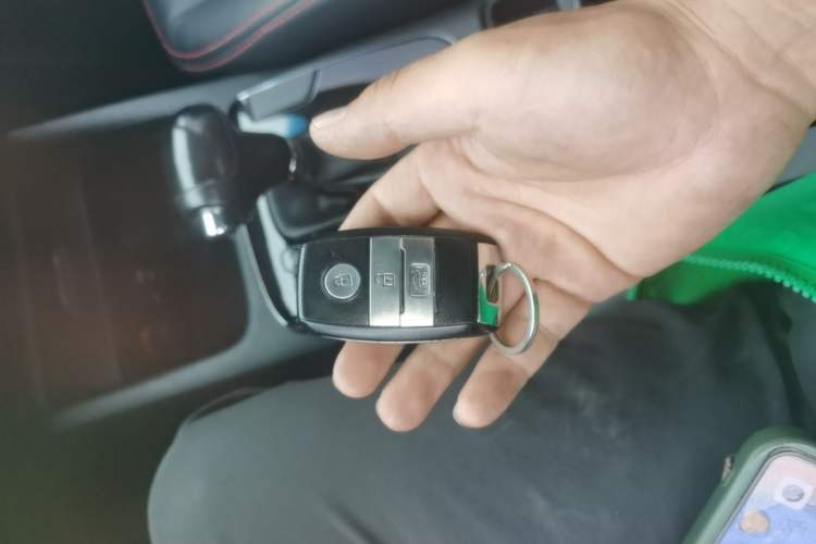 Used Kia K3 2016 1.6L Automatic GLS Interior 1