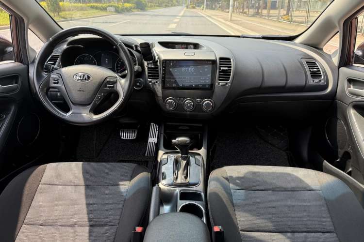 Used Kia K3 2016 1.6L Automatic GLS Interior 2