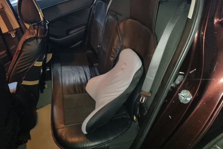 Used Kia K3 2016 1.6L Automatic GLS Interior 4