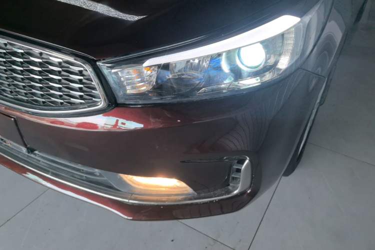 Used Kia K3 2016 1.6L Automatic GLS Left Front Headlight