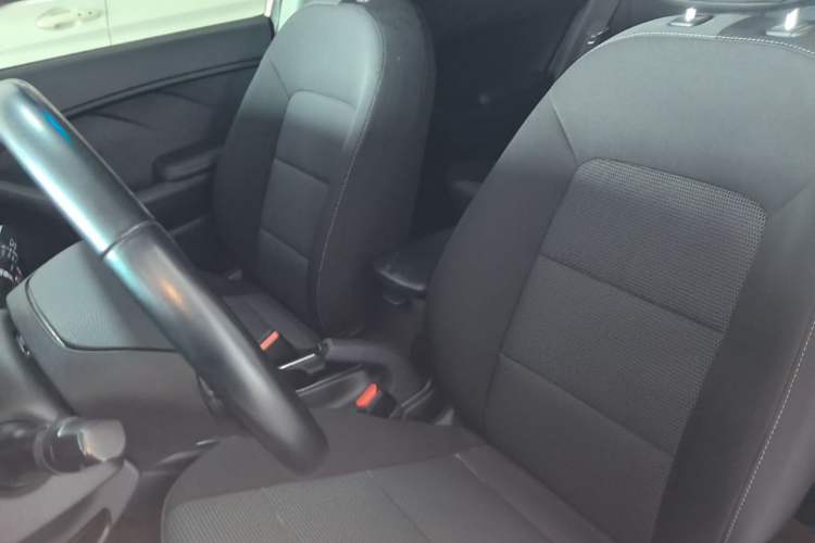 Used Kia K3 2016 1.6L Automatic GLS Left Front Seat