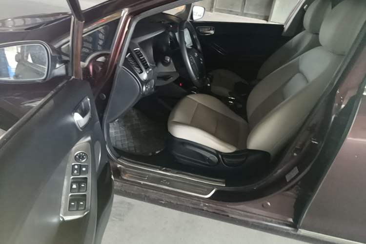 Used Kia K3 2016 1.6L Manual GLS Left Front Seat