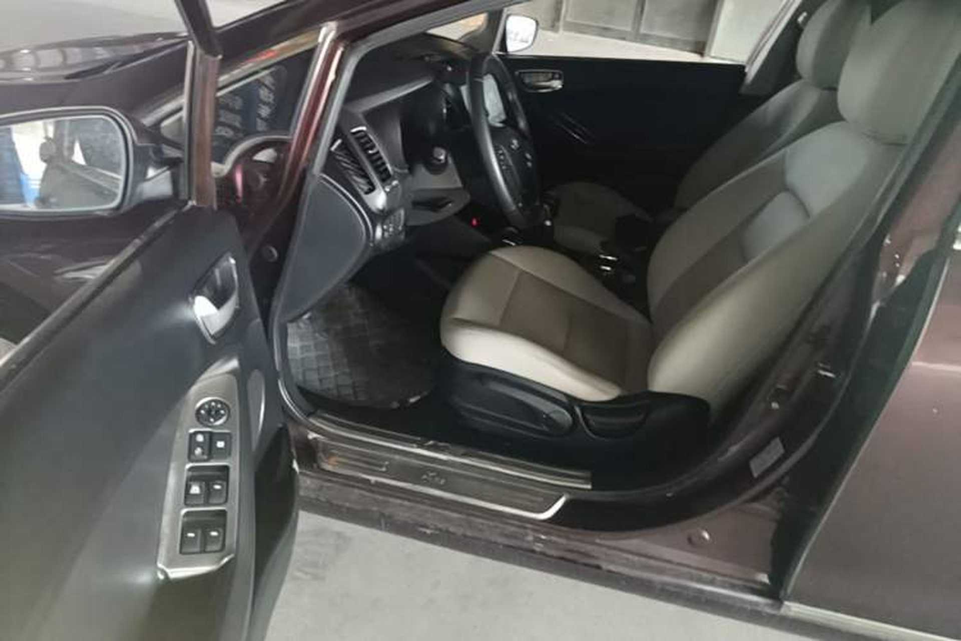 Used Kia K3 2016 1.6L Manual GLS Left Front Seat