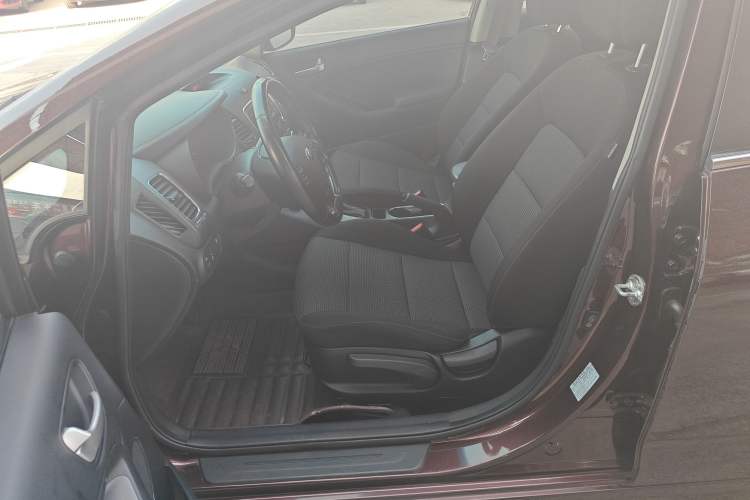 Used Kia K3 2016 1.6L Automatic GLS Left Front Seat