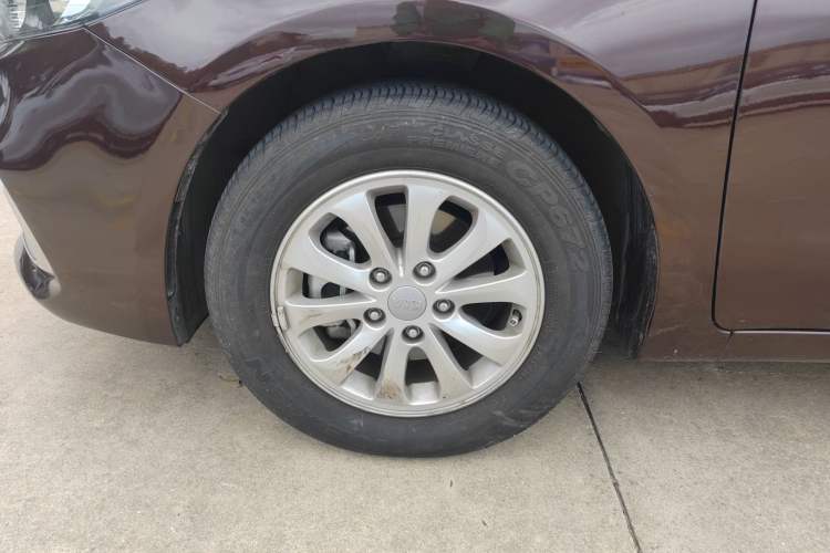 Used Kia K3 2016 1.6L Manual GL Left Front Wheel Hub