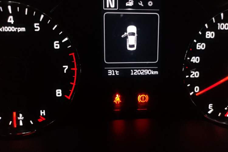 Used Kia K3 2016 1.6L Automatic GL Odometer Close Up
