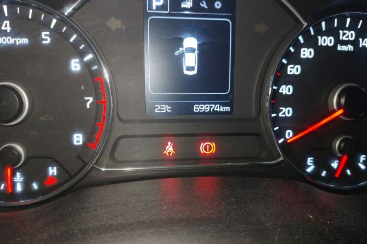 Used Kia K3 2016 1.6L Automatic GL Odometer Close Up