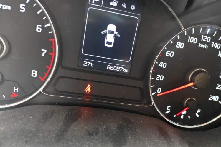 Used Kia K3 2016 1.6L Automatic GLS Odometer Close Up