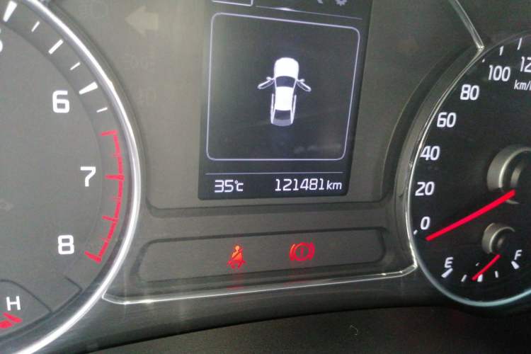 Used Kia K3 2016 1.6L Automatic GLS Odometer Close Up