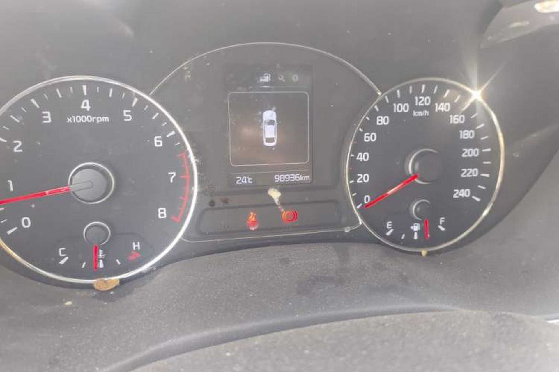 Used Kia K3 2016 1.6L Manual GLS Odometer Close Up