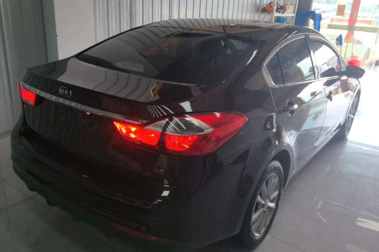 Used Kia K3 2016 1.6L Automatic GLS Rear Right 45 Deg