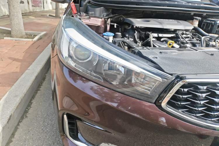 Used Kia K3 2016 1.6L Manual GL Right Front Headlight