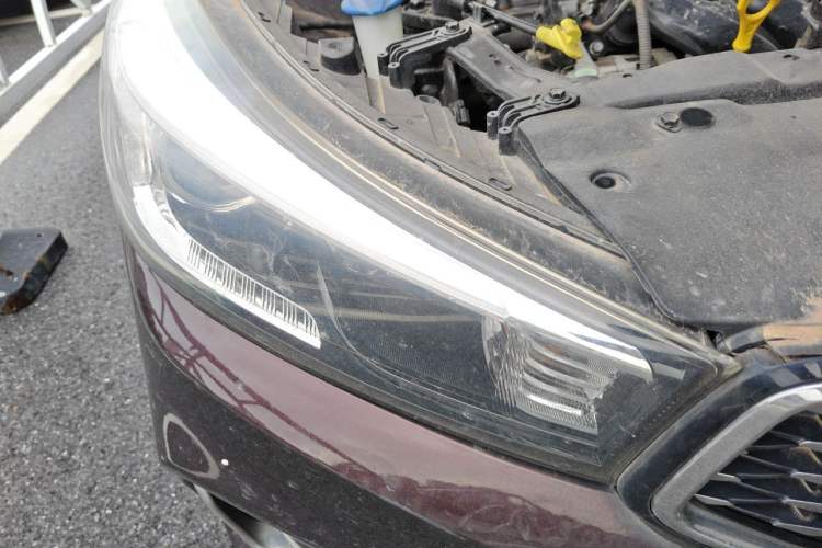 Used Kia K3 2016 1.6L Automatic GLS Right Front Headlight