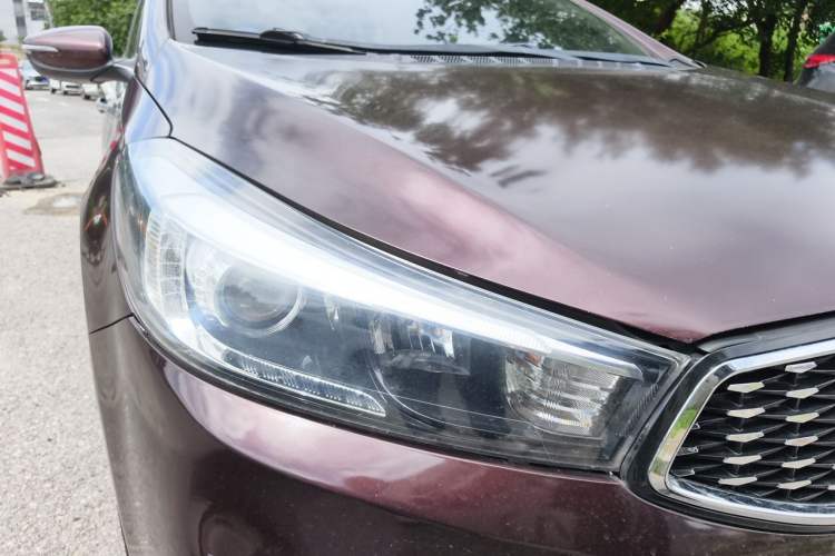 Used Kia K3 2016 1.6L Automatic Premium Right Front Headlight