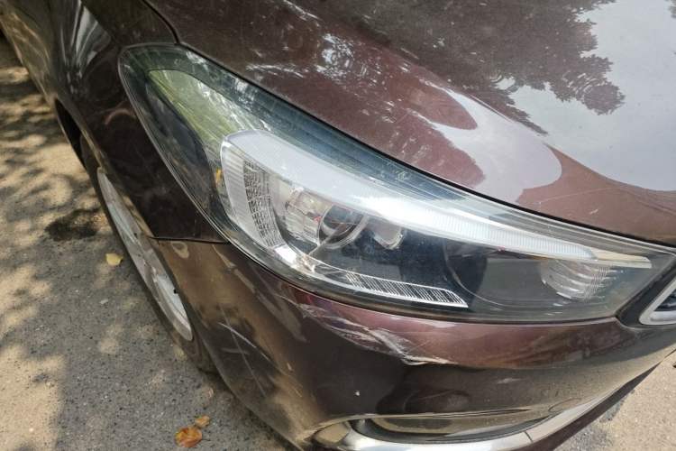 Used Kia K3 2016 1.6L Automatic GLS Right Front Headlight