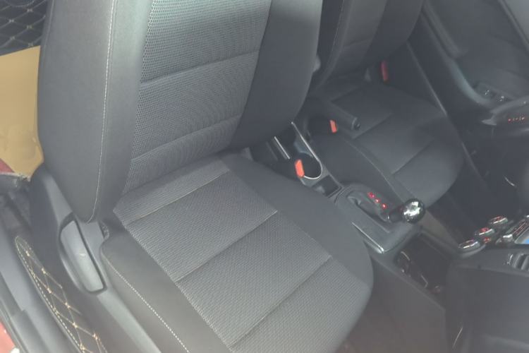 Used Kia K3 2016 1.6L Automatic GLS Right Front Seat