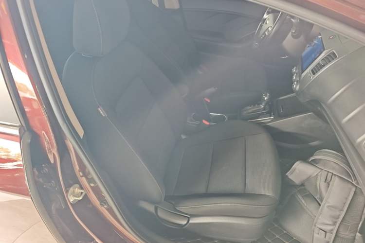 Used Kia K3 2016 1.6L Automatic GLS Right Front Seat