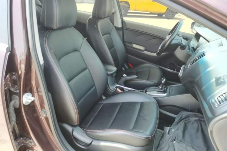 Used Kia K3 2016 1.6L Automatic GLS Right Front Seat