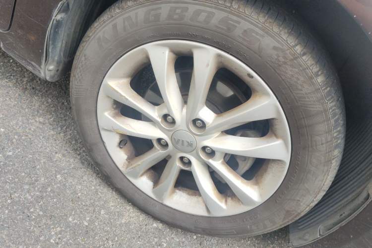 Used Kia K3 2016 1.6L Manual GLS Right Front Wheel Hub