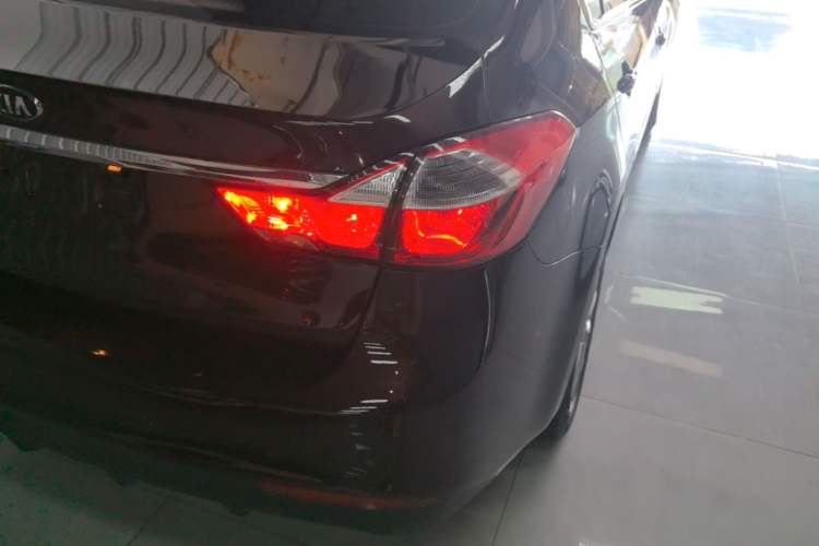 Used Kia K3 2016 1.6L Automatic GLS Right Rear Taillight