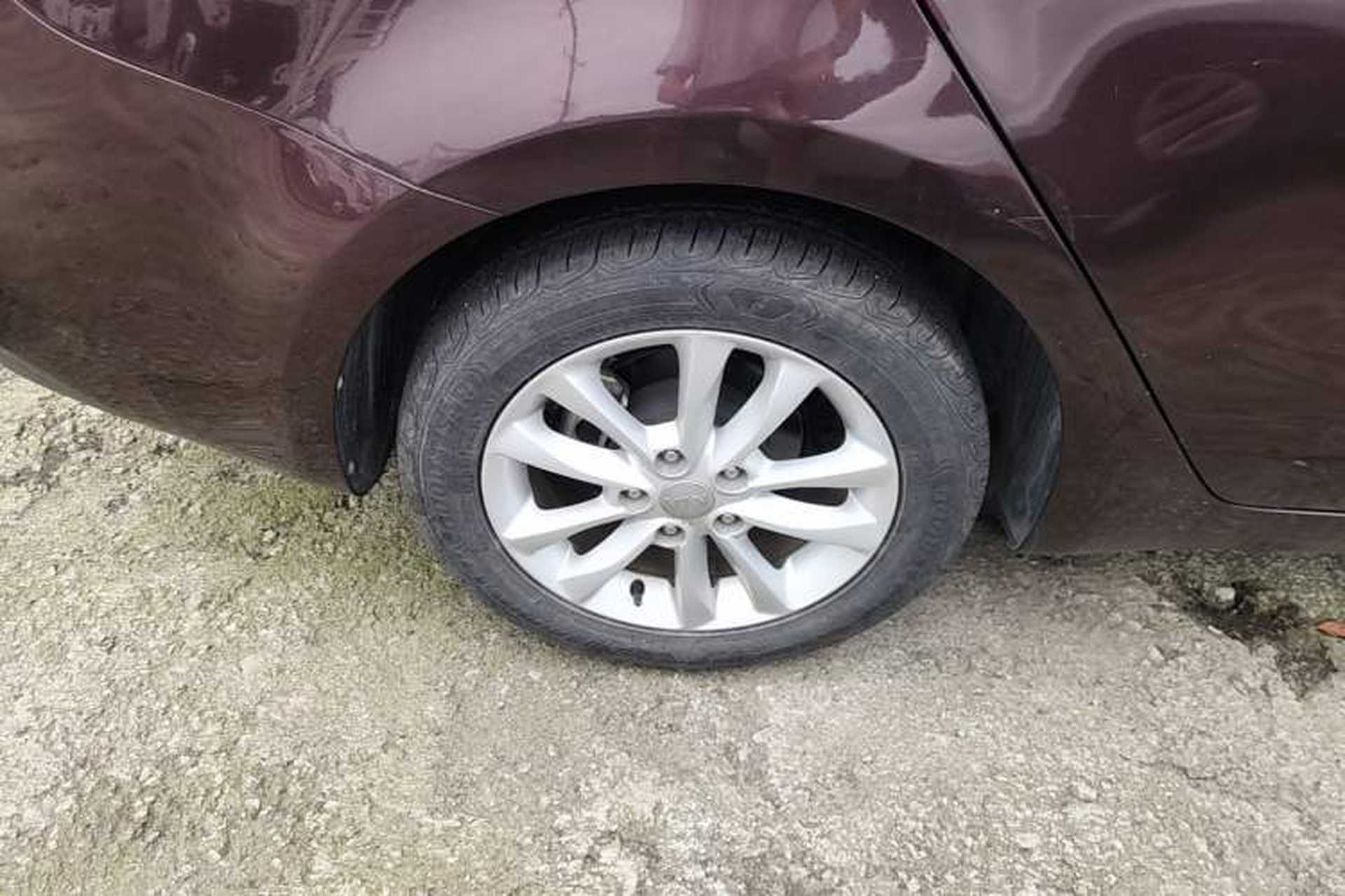 Used Kia K3 2016 1.6L Manual GLS Right Rear Wheel Hub