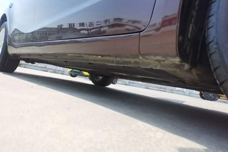 Used Kia K3 2016 1.6L Automatic GLS Right Side Sill