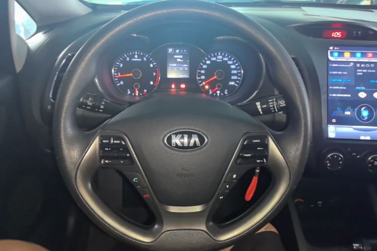 Used Kia K3 2016 1.6L Automatic GL Steering Wheel