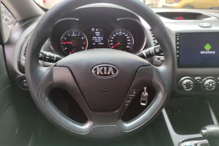 Used Kia K3 2016 1.6L Automatic GL Steering Wheel