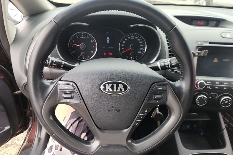Used Kia K3 2016 1.6L Manual GLS Steering Wheel