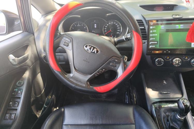 Used Kia K3 2016 1.6L Manual GLS Steering Wheel