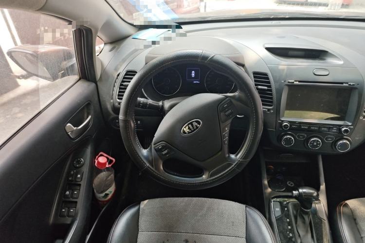 Used Kia K3 2016 1.6L Automatic GLS Steering Wheel