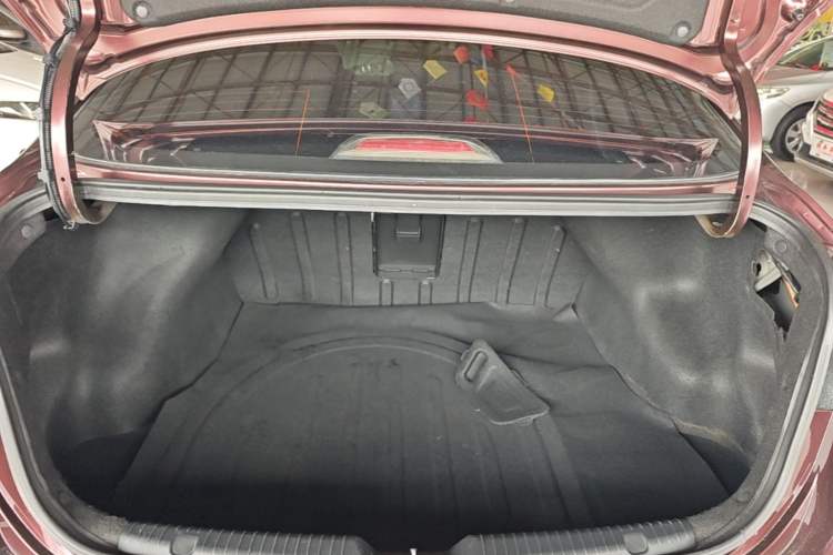 Used Kia K3 2016 1.6L Automatic GLS Trunk