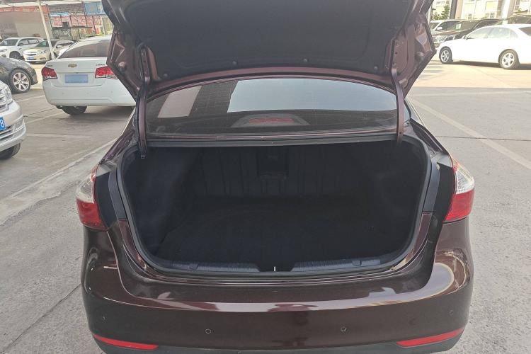 Used Kia K3 2016 1.6L Automatic GLS Trunk