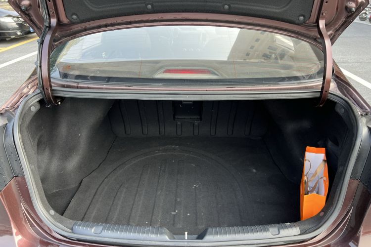 Used Kia K3 2016 1.6L Automatic GLS Trunk