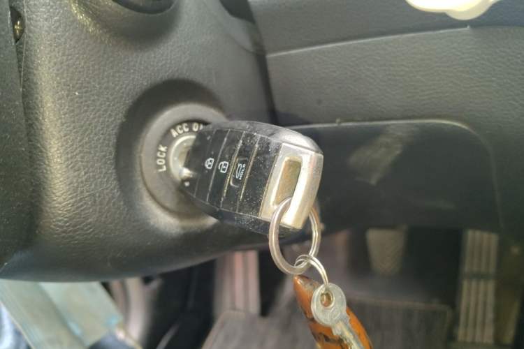 Used Kia K3 2016 1.6L Manual GLS Vehicle Key