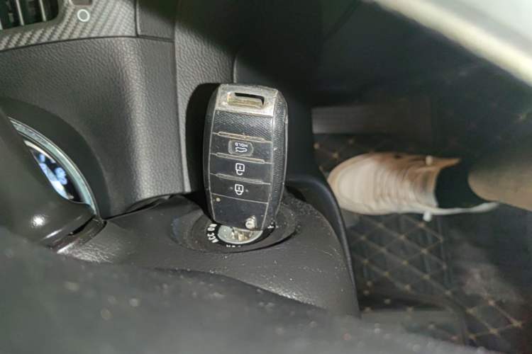 Used Kia K3 2016 1.6L Automatic GL Vehicle Key
