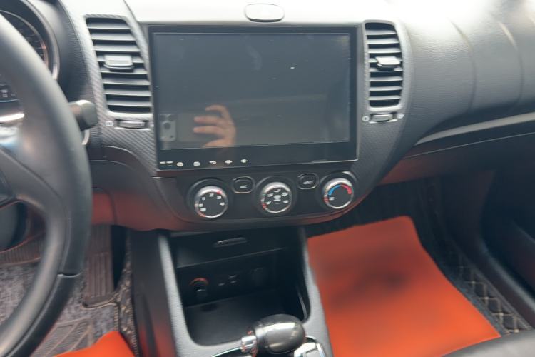 Used Kia K3 2016 1.6L Automatic GLS Audio And AC Panel