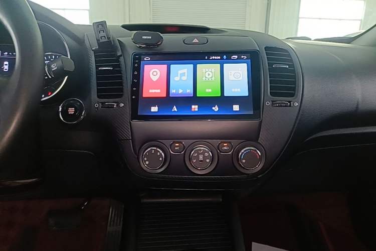 Used Kia K3 2016 1.6L Automatic GLS Audio And AC Panel