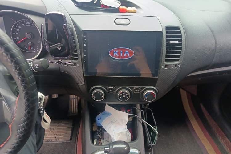 Used Kia K3 2016 1.6L Automatic GL Audio And AC Panel