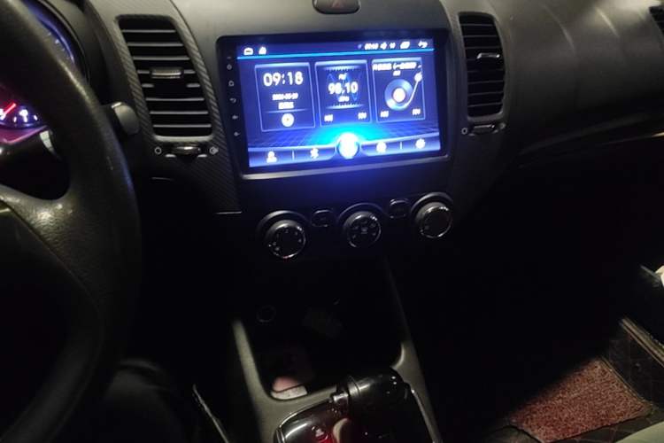 Used Kia K3 2016 1.6L Automatic GL Audio And AC Panel