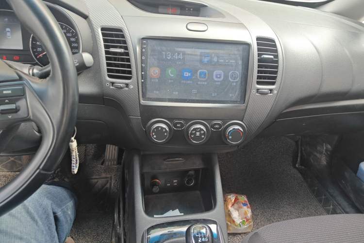 Used Kia K3 2016 1.6L Manual GLS Audio And AC Panel
