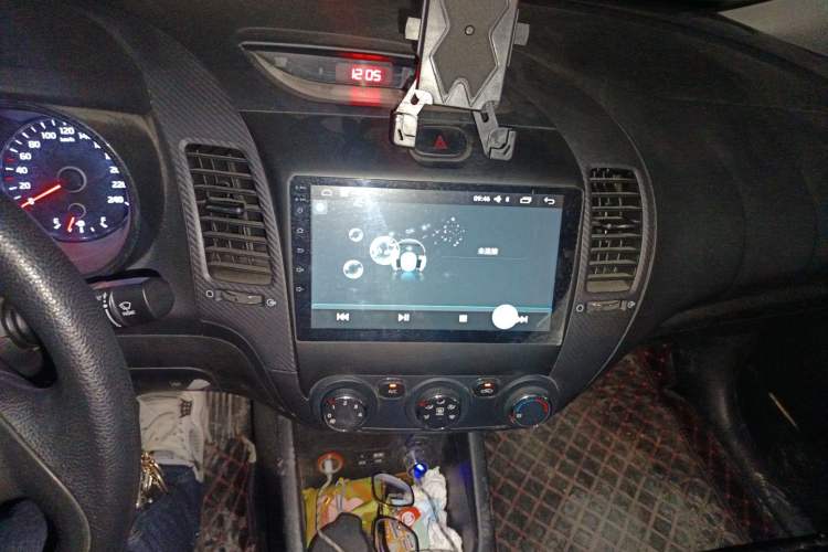 Used Kia K3 2016 1.6L Manual GL Audio And AC Panel