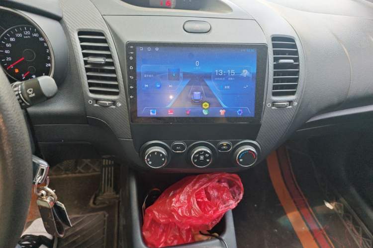 Used Kia K3 2016 1.6L Manual GL Audio And AC Panel