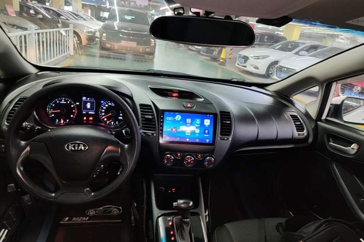 Used Kia K3 2016 1.6L Automatic GL Audio And AC Panel