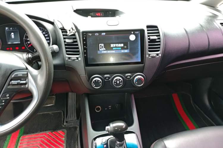 Used Kia K3 2016 1.6L Automatic GL Audio And AC Panel
