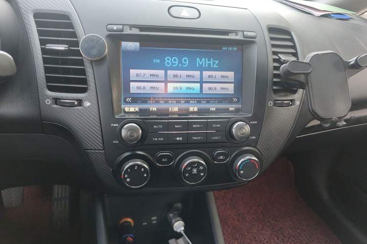 Used Kia K3 2016 1.6L Manual GL Audio And AC Panel