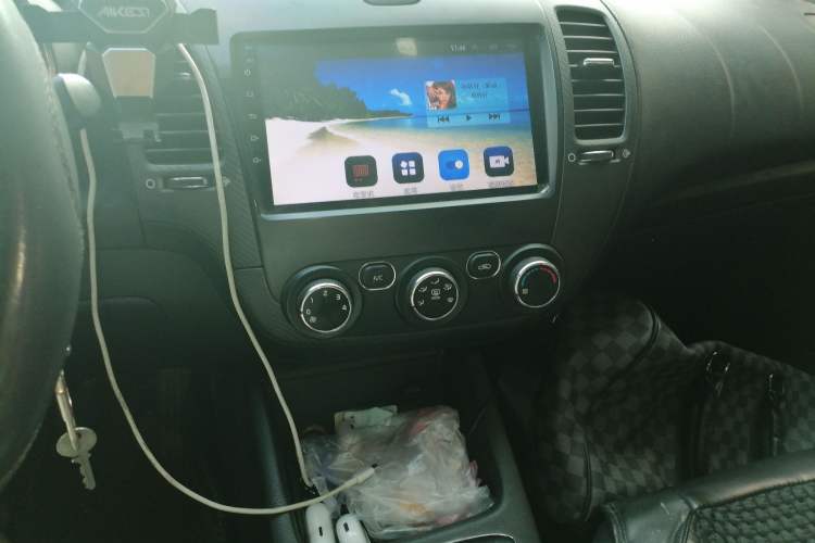 Used Kia K3 2016 1.6L Manual GL Audio And AC Panel