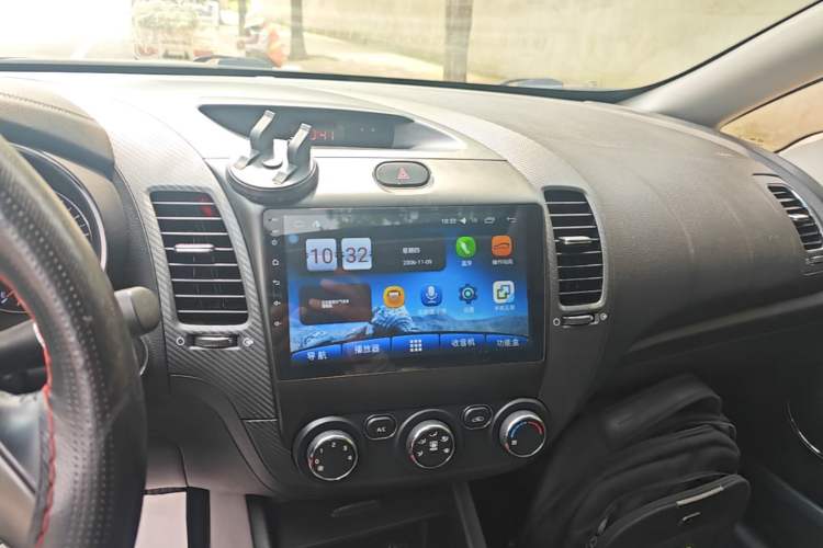 Used Kia K3 2016 1.6L Automatic GLS Audio And AC Panel