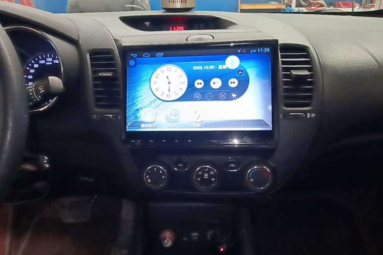Used Kia K3 2016 1.6L Automatic with Sunroof Audio And AC Panel